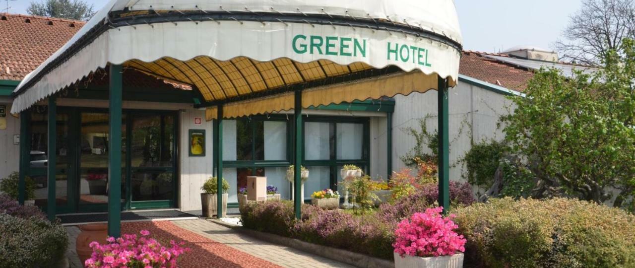Green Hotel Motel Vergiate Eksteriør billede